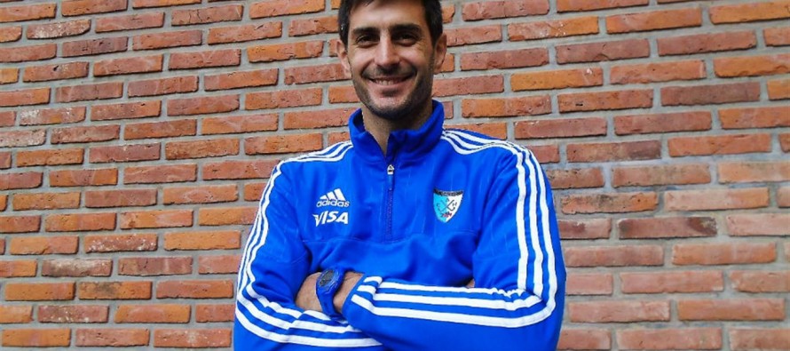 Agustín Corradini, entrenador de Las Leonas: “Los títulos y las medallas se oxidan, lo que queda es lo que trasciende”