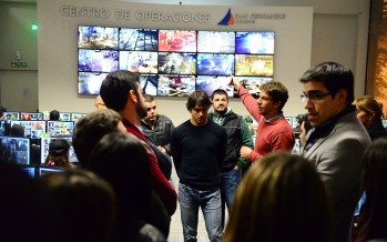 Juan Andreotti recorrió el Centro de Monitoreo con jóvenes de «La Renovadora»