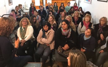 Se lanzó el espacio de mujeres “Unidas Podemos” con una charla debate sobre violencia de género