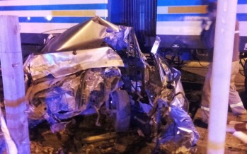 El servicio de tren estuvo restringido por más de dos horas por un choque entre una formación y un auto