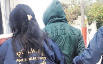 Una pareja fue detenida en Alvear al 1400 acusada de abusar a sus cinco hijos
