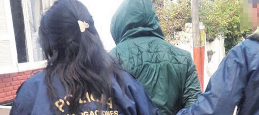 Una pareja fue detenida en Alvear al 1400 acusada de abusar a sus cinco hijos