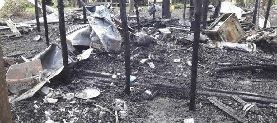 Se multiplican las acciones de solidaridad para ayudar a la familia que perdió todo tras incendiarse su casa en el Arroyo Felicaria