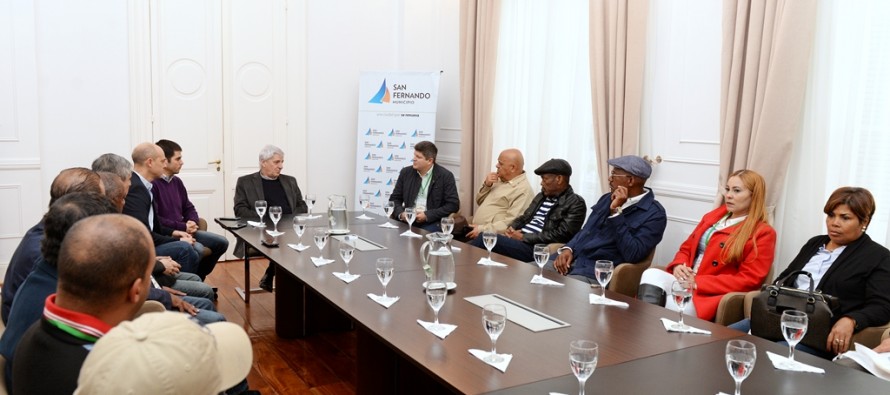 Andreotti compartió experiencias de gestión con miembros de una ONG internacional