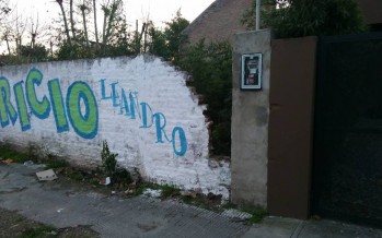 Preocupación por el paredón de un terreno abandonado en 3 de Febrero esquina Henry Dunant