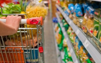 Largas colas en los supermercados de nuestra ciudad por la promoción del Banco Provincia