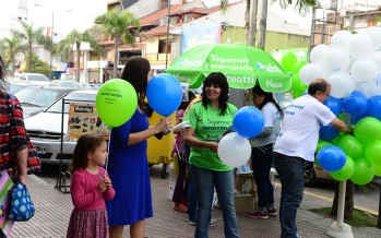 Los precandidatos a concejales de 1País dialogan con vecinos en distintos puntos de nuestra ciudad