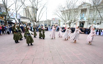 Se celebró el 201° aniversario del Día de la Independencia en la Plaza Mitre