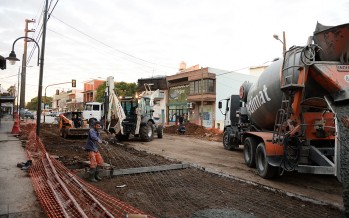 Avanza la renovación del centro comercial de Carlos Casares
