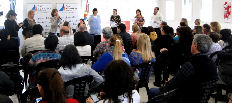 En el Polideportivo de Infico se realizó la entrega de equipamiento para escuelas