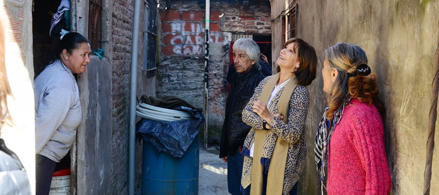 Conexiones a cloacas en Villa Hall