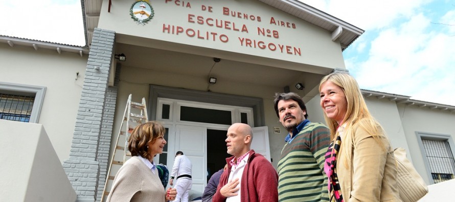 Refacciones y trabajos de pintura en la Escuela Nº 8