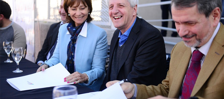 Convenio entre el municipio y el CEMIC para extensión de servicios y prestaciones médicas