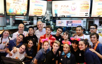 Se realizó la jornada solidaria ‘McDía Feliz’ con la presencia del ‘Chino’ Luna
