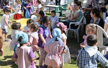 Unidades de Desarrollo Infantil y Jardines Maternales de nuestra ciudad celebraron el Día de la Tradición