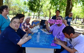 El Taller Protegido festejó el Día de la Familia en el Poli Nº 3