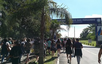 El Winter Garden celebró su 60° Aniversario con una caminata hacia el Parque Náutico