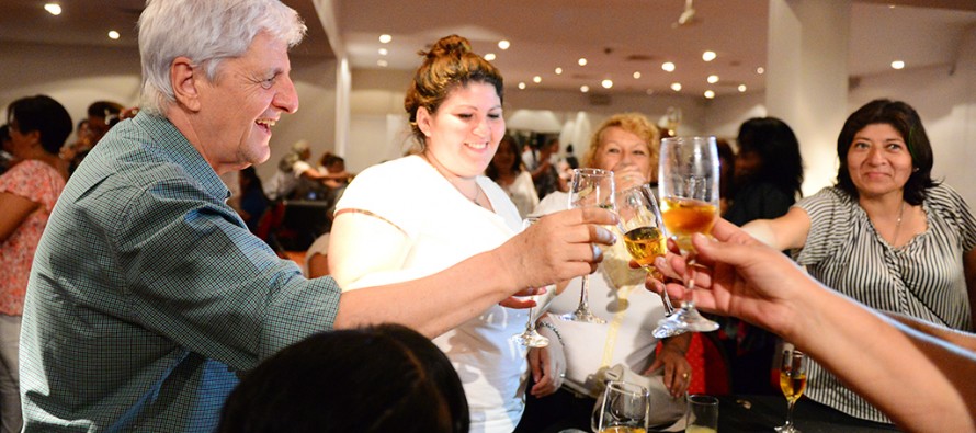 Homenaje a las trabajadoras vecinales en el salón Marina Punta Chica