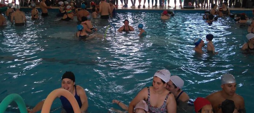 Cerró “Natación para Babys” en el Poli N° 2