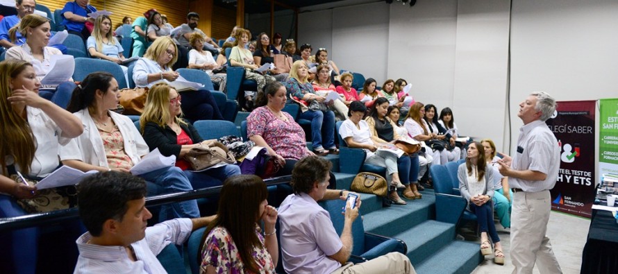 Capacitación en prevención de sífilis congénita para trabajadores de la salud de la Región V