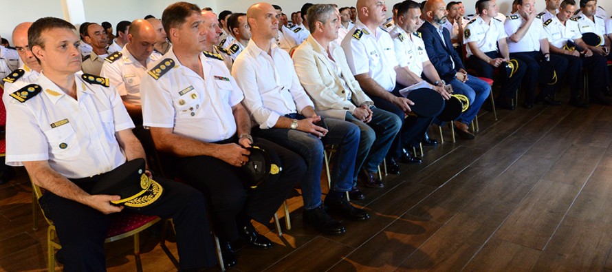 Agasajo por el Día de la Policía en la Marina Punta Chica