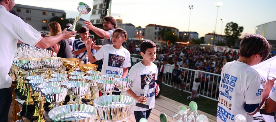 Se realizó en el Poli N°1 la entrega de premios de la Liga Municipal de Fútbol Infantil