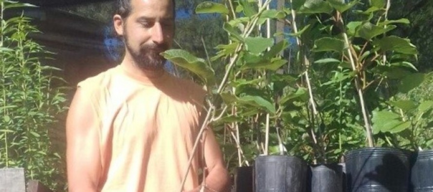 El isleño que lucha para preservar los frutales del Delta