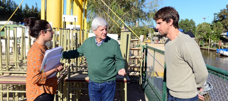 Mobiliario escolar nuevo para las escuelas del Delta