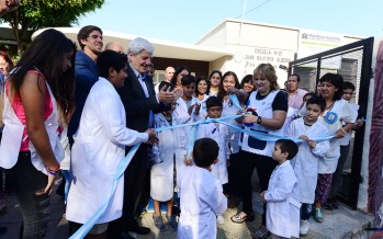 Se inauguró la renovación del establecimiento en donde funcionan la primaria N° 21 y la secundaria N° 10