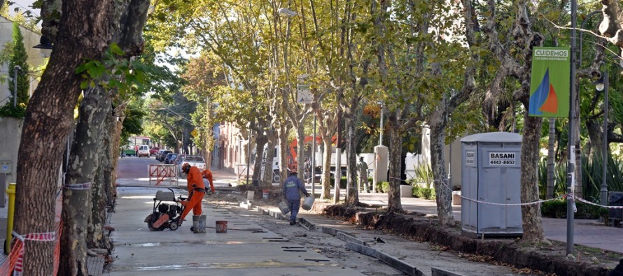 Trabajos de refacción en las calles Belgrano, 3 de Febrero y Lavalle