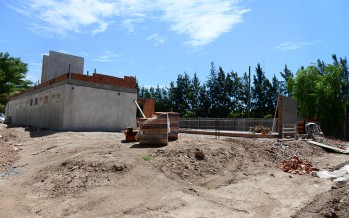 Avanza la obra del Poli N° 10 en Victoria, cerca del río