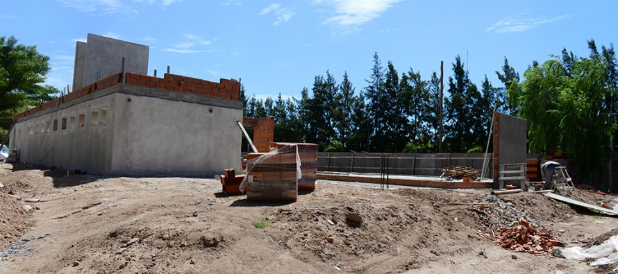 Avanza la obra del Poli N° 10 en Victoria, cerca del río