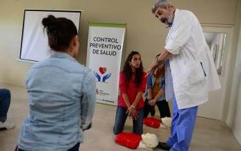 El personal de Educación realizó un curso de resucitación cardiopulmonar