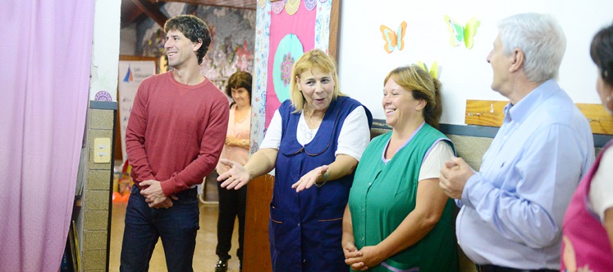 Entrega de material deportivo y didáctico a las Escuelas Especiales