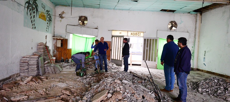 Avanza la remodelación del club 13 de julio del barrio Alvear