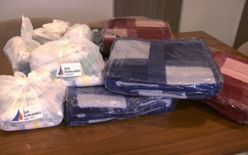 Alimentos y frazadas para vecinos de nuestra ciudad ante la llegada del frío