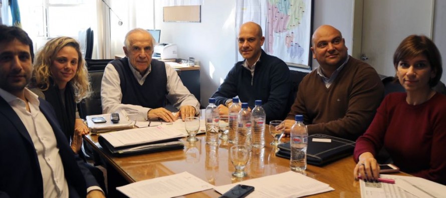 Convenio para la colocación de red cloacal en el barrio “Mil Viviendas”