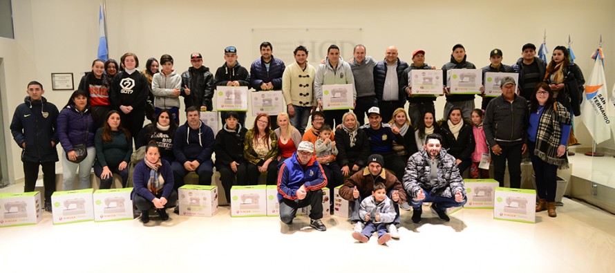 Reconocimiento a las murgas que participaron de los cursos de prevención