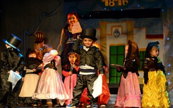 El Jardín Maternal de Villa Jardín celebró el Día de la Independencia en el Teatro Martinelli