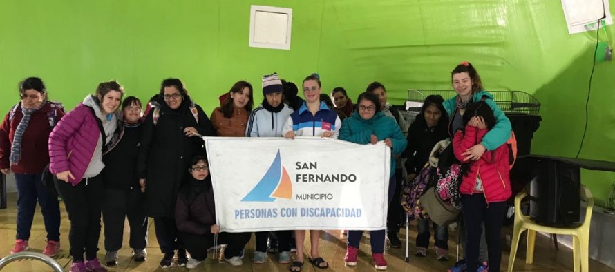 Encuentro de Natación Artística en el Polideportivo N° 3