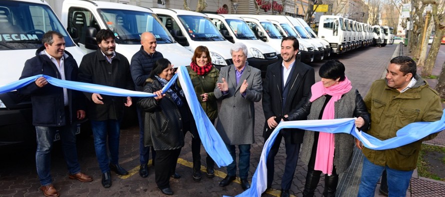 Se incorporaron 26 nuevos vehículos a la flota municipal