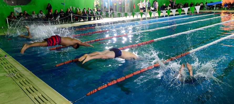 El Poli N°8 fue escenario de un encuentro competitivo de natación