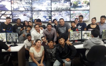 Los jóvenes de Casa de Día visitaron distintas oficinas municipales