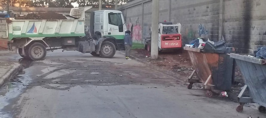 Limpieza de paredes, calles y veredas en el barrio San Jorge