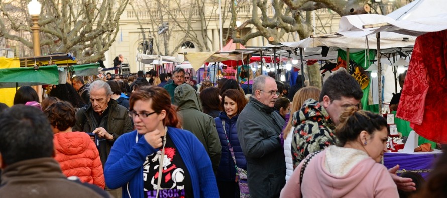 Se viene el 27° Encuentro Nacional de Artesanos en Plaza Mitre