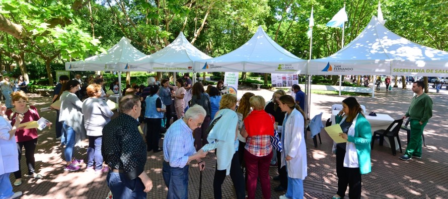 Se realizó en la Plaza Mitre una jornada por el Día Mundial de la Diabetes