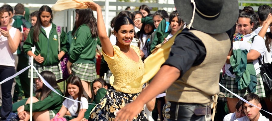 La escuela secundaria del Colegio San Pablo celebró su 25° aniversario