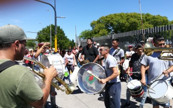 Barrios de Pie movilizó a Molinos para reclamar donaciones de alimentos