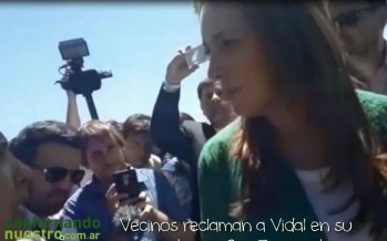 Vidal recibió reclamos y escraches en su visita sorpresa a nuestra ciudad