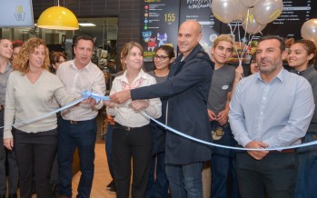 Se inauguró el renovado local de Mc Donald´s de Victoria